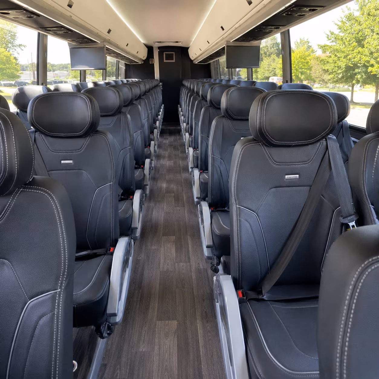 clarksville bus rental service area